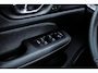 Volvo V60 2.0 T8 Plug-in Hybrid AWD Plus Dark | SOH 100% | Trekhaak | Sportstoelen | Panoramadak | Harman Kardon Audio | Head-up Display | 360 Graden Camera | Stoelverwarming voor en achter | Keyless Entry | Elektrische Achterklep | Elektrisch Verstelbare Voorstoelen | Cruise Control Adaptief | BLIS | Google Navigatie | Apple Carplay | Android Auto