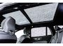 Volvo V60 2.0 T8 Plug-in Hybrid AWD Plus Dark | SOH 100% | Trekhaak | Sportstoelen | Panoramadak | Harman Kardon Audio | Head-up Display | 360 Graden Camera | Stoelverwarming voor en achter | Keyless Entry | Elektrische Achterklep | Elektrisch Verstelbare Voorstoelen | Cruise Control Adaptief | BLIS | Google Navigatie | Apple Carplay | Android Auto