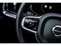 Volvo V60 2.0 T8 Plug-in Hybrid AWD Plus Dark | SOH 100% | Trekhaak | Sportstoelen | Panoramadak | Harman Kardon Audio | Head-up Display | 360 Graden Camera | Stoelverwarming voor en achter | Keyless Entry | Elektrische Achterklep | Elektrisch Verstelbare Voorstoelen | Cruise Control Adaptief | BLIS | Google Navigatie | Apple Carplay | Android Auto