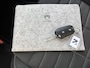 Citroën E-C3 Max Comfort Range 44 kWh 113pk | DEMO | Navigatie | Achteruitrijcamera | Climate Control | Cruise Control | Parkeersensoren | Bluetooth | Draadloze Apple Carplay / Android Auto | Comfortstoelen | Elektrisch inklapbare spiegels | Led koplampen | Donker getint glas | 17" lichtmetalen velgen |