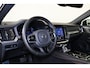 Volvo V60 T6 Recharge AWD Plus Dark - IntelliSafe Assist & Surround - 360º Camera - Harman/Kardon audio - Verwarmde voorstoelen, stuur & achterbank - Parkeersensoren voor & achter - Elektr. bedienb. voorstoelen met geheugen - Inklapbare trekhaak - 18' LMV