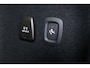 Volvo V60 T6 Recharge AWD Plus Dark - IntelliSafe Assist & Surround - 360º Camera - Harman/Kardon audio - Verwarmde voorstoelen, stuur & achterbank - Parkeersensoren voor & achter - Elektr. bedienb. voorstoelen met geheugen - Inklapbare trekhaak - 18' LMV