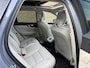 Volvo XC60 2.0 T8 Plug-in hybrid AWD Plus Dark | Panoramadak | Long range | Camera | Lederen bekleding | Memory | Navigatie | Full-LED | DAB | Keyless | Apple CarPlay | Stoelverwarming&koeling | Achterbankverwarming | Elektrische achterklep | 19 inch velgen | Volledig onderhouden