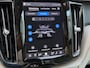 Volvo XC60 2.0 T8 Plug-in hybrid AWD Plus Dark | Panoramadak | Long range | Camera | Lederen bekleding | Memory | Navigatie | Full-LED | DAB | Keyless | Apple CarPlay | Stoelverwarming&koeling | Achterbankverwarming | Elektrische achterklep | 19 inch velgen | Volledig onderhouden