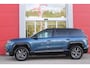 Jeep Compass 1.2 145PK e-Hybrid FIRST EDITION | PANORAMADAK: TWEEDELIG PANORAMISCH SCHUIF-/KANTELDAK | PREMIUM PACK: FOCAL PREMIUM AUDIO/STOELMASSAGE VÓÓR/STOELVENTILATIE VÓÓR/ELEKTRISCH VERSTELBARE VOORSTOELEN MET GEHEUGENFUNCTIE/GLANZEND ZWART GESPOTEN BUMPERS | CONVENIENCE PACK: 360° CAMERA /PARKEERSENSOREN VÓÓR, ACHTER & ZIJDELINGS/BLIND SPOT MONITORING/PEDAALVERWARMINGSPREVENTIE | PACIFIC BLUE | LED MATRIX KOPLAMPEN | 18" LICHTMETALEN VELGEN | VERLICHTE 7-SLEUFS GRILL | PRIVACY GLASS | STOEL/STUUR VERWARMING | VERWARMBARE VOORRUITRAND |SFEERVERLICHTING | ELEKTRISCH BEDIENBARE ACHTERKLEP | DRAADLOZE TELEFOONLADER | NAVIGATIE | DRAADLOZE APPLE CARPLAY/ANDROID AUTO | ADAPTIVE CRUISE CONTROL | KEYLESS ENTRY/START |