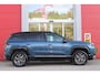 Jeep Compass 1.2 145PK e-Hybrid FIRST EDITION | PANORAMADAK: TWEEDELIG PANORAMISCH SCHUIF-/KANTELDAK | PREMIUM PACK: FOCAL PREMIUM AUDIO/STOELMASSAGE VÓÓR/STOELVENTILATIE VÓÓR/ELEKTRISCH VERSTELBARE VOORSTOELEN MET GEHEUGENFUNCTIE/GLANZEND ZWART GESPOTEN BUMPERS | CONVENIENCE PACK: 360° CAMERA /PARKEERSENSOREN VÓÓR, ACHTER & ZIJDELINGS/BLIND SPOT MONITORING/PEDAALVERWARMINGSPREVENTIE | PACIFIC BLUE | LED MATRIX KOPLAMPEN | 18" LICHTMETALEN VELGEN | VERLICHTE 7-SLEUFS GRILL | PRIVACY GLASS | STOEL/STUUR VERWARMING | VERWARMBARE VOORRUITRAND |SFEERVERLICHTING | ELEKTRISCH BEDIENBARE ACHTERKLEP | DRAADLOZE TELEFOONLADER | NAVIGATIE | DRAADLOZE APPLE CARPLAY/ANDROID AUTO | ADAPTIVE CRUISE CONTROL | KEYLESS ENTRY/START |