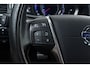 Volvo S60 1.5 T3 Nordic+ | Trekhaak | Org NL | Dealer Ond. | R-Design | Stoelverwarming | Navigatie | Xenon |