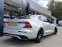 Volvo S60 2.0 T4 R-Design / Automaat / NL-Auto / Dealer-Onderhouden / Adaptieve Cruise-Control / Pilot-Assist / Standkachel / Vol-Leder / Elektr.-Stoelen met Geheugen / LED / Keyless / Radio-Bluetooth / Navi / PDC V+A met Camera / 20'' LMV / ENZ.