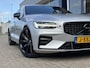 Volvo S60 2.0 T4 R-Design / Automaat / NL-Auto / Dealer-Onderhouden / Adaptieve Cruise-Control / Pilot-Assist / Standkachel / Vol-Leder / Elektr.-Stoelen met Geheugen / LED / Keyless / Radio-Bluetooth / Navi / PDC V+A met Camera / 20'' LMV / ENZ.
