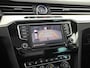Volkswagen Passat Variant 1.4 TSI GTE HighLine Sport Automaat (PANORAMADAK, APPLE CARPLAY, SOH 77,9%, GROOT NAVI, CAMERA, TREKHAAK, KEYLESS, SPORTSTOELEN, STOELVERWARMING, GETINT GLAS, NIEUWSTAAT)
