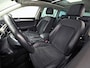 Volkswagen Passat Variant 1.4 TSI GTE HighLine Sport Automaat (PANORAMADAK, APPLE CARPLAY, SOH 77,9%, GROOT NAVI, CAMERA, TREKHAAK, KEYLESS, SPORTSTOELEN, STOELVERWARMING, GETINT GLAS, NIEUWSTAAT)