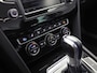 Volkswagen Passat Variant 1.4 TSI GTE HighLine Sport Automaat (PANORAMADAK, APPLE CARPLAY, SOH 77,9%, GROOT NAVI, CAMERA, TREKHAAK, KEYLESS, SPORTSTOELEN, STOELVERWARMING, GETINT GLAS, NIEUWSTAAT)