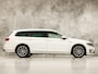 Volkswagen Passat Variant 1.4 TSI GTE HighLine Sport Automaat (PANORAMADAK, APPLE CARPLAY, SOH 77,9%, GROOT NAVI, CAMERA, TREKHAAK, KEYLESS, SPORTSTOELEN, STOELVERWARMING, GETINT GLAS, NIEUWSTAAT)