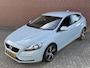 Volvo V40 1.5 T2 Kinetic AUTOMAAT NAVI CLIMA CRUISE PDC DAB 18"LMV