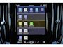 Volvo V60 T6 Recharge AWD Core - Parkeercamera achter - Verwarmde voorstoelen, stuur & achterbank - Parkeersensoren voor & achter - Cruise control - Extra getint glas - 18' LMV