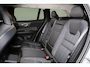 Volvo V60 T6 Recharge AWD Core - Parkeercamera achter - Verwarmde voorstoelen, stuur & achterbank - Parkeersensoren voor & achter - Cruise control - Extra getint glas - 18' LMV