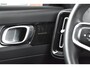 Volvo XC40 T3 163PK Automaat Business Pro | Trekhaak | 19'' | Audio & Park Assist Pack | Climate Pack |
