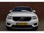 Volvo XC40 T3 163PK Automaat Business Pro | Trekhaak | 19'' | Audio & Park Assist Pack | Climate Pack |