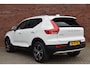 Volvo XC40 T3 163PK Automaat Business Pro | Trekhaak | 19'' | Audio & Park Assist Pack | Climate Pack |