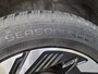 Nissan Qashqai 1.3 MHEV Xtronic N-Connecta / Facelift Model / Fabrieksgarantie tot 11-2027 / Dealer onderhouden / Trekgewicht 1800 kg / Cold Pack / All season banden / Rondomzicht camera / Stuur- Stoel & Voorruit verwarming / Apple Carplay Android Auto /