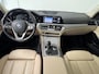 BMW 3-Serie Touring 330e Business Edition Plus | Leder | Achteruitrijcamera | Panoramadak | Stoelverwarming |
