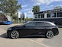 Volkswagen ID.7 77 kWh Pro Business VAN:47.900,- VOOR: 44.440,- UW HERFSTVOORDEEL:3.460,- SOH 96%| 360 CAMERA | ELEKTRISCHE ACHTERKLEP| DODE HOEK SENSOR | ELEKTRISCHE TREKHAAK | STOEL + STUURVERWARMING + MASSAGE | KEY LESS | RIJKLAAPRIJS INCL. 12 MND BOVAG GARANTIE|