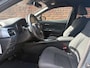 Toyota C-HR / C-HR+ 1.8 Hybrid Bi-Tone|Camera|PDC|Stoel verwarming|Dodehoek detectie