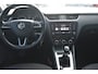 Skoda Octavia Combi 1.0 TSI Greentech Ambition Business , TREKHAAK , CLIMATR , CR CONTR , NAVI , BL TOOTH , LMV16 ,