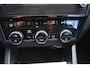 Skoda Octavia Combi 1.0 TSI Greentech Ambition Business , TREKHAAK , CLIMATR , CR CONTR , NAVI , BL TOOTH , LMV16 ,