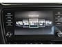 Skoda Octavia Combi 1.0 TSI Greentech Ambition Business , TREKHAAK , CLIMATR , CR CONTR , NAVI , BL TOOTH , LMV16 ,