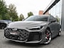 Audi RS5 Avant RS5 2.9TFSI V6 BiTurbo 639pk eHybrid Quattro VOL! Keramisch 3xCarbon Pano 285km/u TechPro B&O HUD M-Led