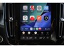 Volvo XC40 2.0 B3 Plus Black Edition Google Infotainment / Adaptieve cruise control / Elektrisch bedienbare voorstoelen met geheugen op de bestuurdersstoel / Stoelverwarming
