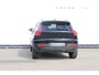 Volvo XC40 2.0 B3 Plus Black Edition Google Infotainment / Adaptieve cruise control / Elektrisch bedienbare voorstoelen met geheugen op de bestuurdersstoel / Stoelverwarming