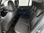 Jeep Avenger 1.2 Altitude | Apple Carplay / Android Auto | Climate Control | Cruise Control | Achteruitrijcamera | Parkeersensoren | Trekhaak |