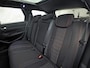 Peugeot 308 SW 1.2 PureTech GT-line Sport (GROOT NAVI, SPORTSTOELEN, PANORAMADAK, LM VELGEN, TREKHAAK, GETINT GLAS, NIEUWE APK, NIEUWSTAAT)