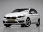 BMW 2-Serie Active Tourer 225xe iPerformance Sport (NAVI,PDC,CLIMATE,CRUISE,LED,ELEKTRISCH PAKKET,SPORTSTOELEN,LM VELGEN)