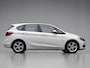 BMW 2-Serie Active Tourer 225xe iPerformance Sport (NAVI,PDC,CLIMATE,CRUISE,LED,ELEKTRISCH PAKKET,SPORTSTOELEN,LM VELGEN)