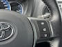 Toyota Yaris 1.5 Hybrid Trend Bi-Tone | Leer | Navigatie | LM Velgen
