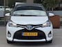 Toyota Yaris 1.5 Hybrid Trend Bi-Tone | Leer | Navigatie | LM Velgen
