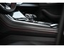 Audi Q8 E-Hybrid Quattro 360KW Competition Plus | Panoramadak | 5 Jr Garantie | Alcantara Hemelbekleding | Carbon Inleg | Stoelmassage + Ventilatie | Achterasbesturing | 360 Camera | B&O Sound | HUD | OLED | Soft Close | Ambiance Interieur |