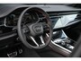Audi Q8 E-Hybrid Quattro 360KW Competition Plus | Panoramadak | 5 Jr Garantie | Alcantara Hemelbekleding | Carbon Inleg | Stoelmassage + Ventilatie | Achterasbesturing | 360 Camera | B&O Sound | HUD | OLED | Soft Close | Ambiance Interieur |