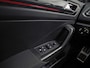 Volkswagen T-Roc 1.5 TSI Sport (APPLE CARPLAY, VIRTUAL DASHBOARD, PANORAMADAK, SPORTSTOELEN, CLIMATE, NIEUWE APK, NIEUWSTAAT)