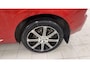 Volvo XC60 2.0 B5 Inscription | Trekhaak| | Adaptieve Cruise Control| Alarm klasse 3| Stoel- en stuurwielverwarming| Standkachel| Extra getint glas| 20"Lichtmetalen velgen| Verwarmbare voorruit