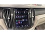 Volvo XC60 2.0 B5 Inscription | Trekhaak| | Adaptieve Cruise Control| Alarm klasse 3| Stoel- en stuurwielverwarming| Standkachel| Extra getint glas| 20"Lichtmetalen velgen| Verwarmbare voorruit