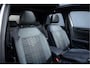 Volkswagen T-Roc 1.5 TSI DSG 150PK Aut. | R-Line Edition | Panoramadak | 18" LM Velgen | LED Koplampen | Active Info Display | Keyless Start | Achteruitrijcamera | Apple Carplay Navigatie |