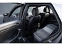 Volkswagen T-Roc 1.5 TSI DSG 150PK Aut. | R-Line Edition | Panoramadak | 18" LM Velgen | LED Koplampen | Active Info Display | Keyless Start | Achteruitrijcamera | Apple Carplay Navigatie |