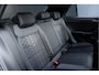 Volkswagen T-Roc 1.5 TSI DSG 150PK Aut. | R-Line Edition | Panoramadak | 18" LM Velgen | LED Koplampen | Active Info Display | Keyless Start | Achteruitrijcamera | Apple Carplay Navigatie |