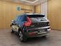 Volvo XC40 Recharge Core 70 kWh | BLIS | Camera | Stoel + Stuur Verwarming | Keyless Start / Entry | DAB |