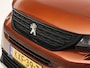 Peugeot Rifter 1.2 Puretech GT-Line (APPLE CARPLAY, NAVIGATIE, 360 CAMERA, SCHUIFDEUREN, GETINT GLAS, STOELVERWARMING, CRUISE, LM VELGEN, XENON, NIEUWSTAAT)
