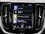 Volvo XC60 2.0 T5 Momentum | Automaat | Apple Carplay / Android Auto | Lederen Bekleding | Parkeersensoren |
